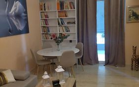 Swan Paradise Glyfada Apartment
