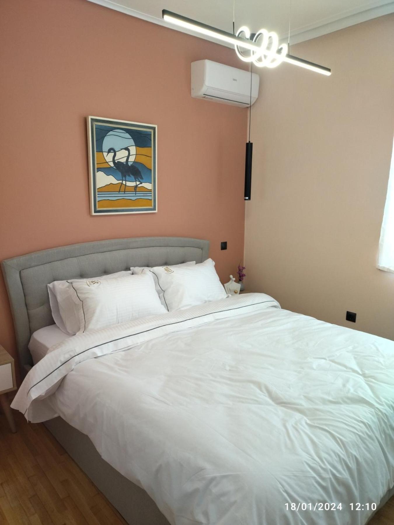 Swan Paradise Glyfada Apartment Athen Exterior foto