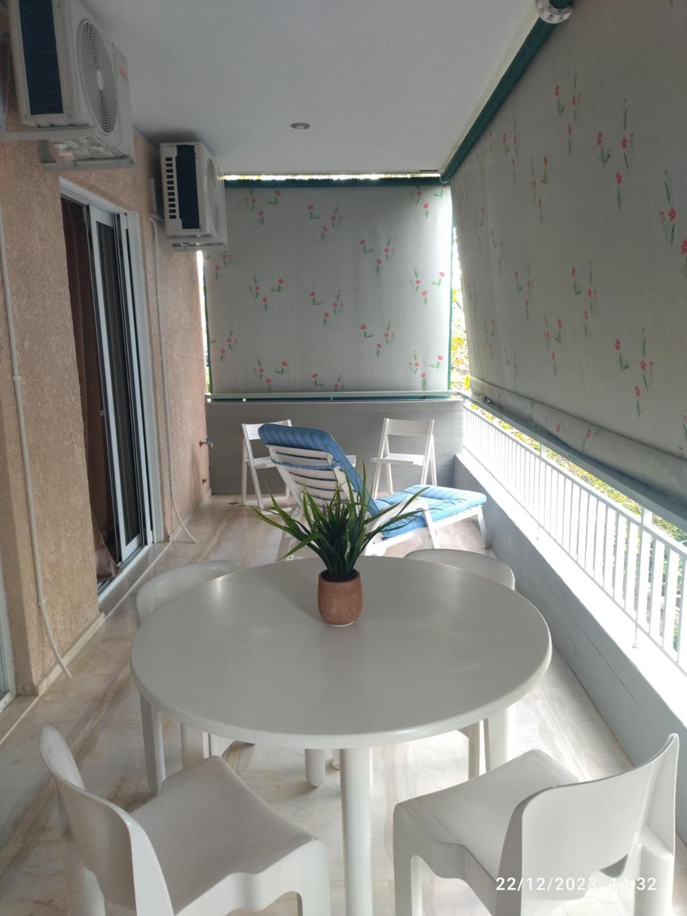Swan Paradise Glyfada Apartment Athen Exterior foto
