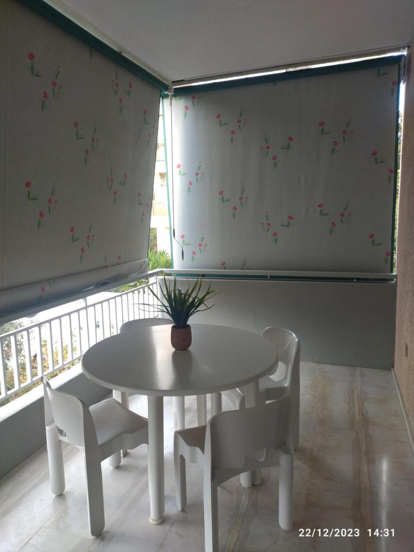 Swan Paradise Glyfada Apartment Athen Exterior foto